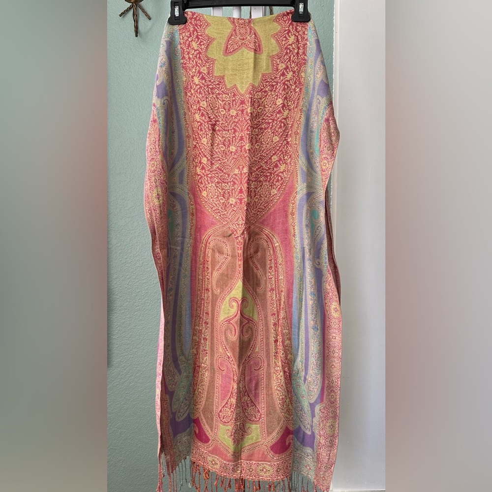Sacred Threads Pink Purple 100% WoolTassel Rectangle geometric floral Boho Scarf